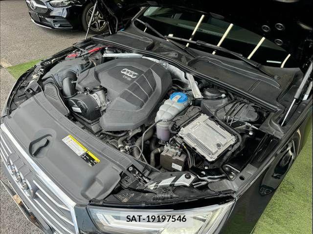 Audi A4 2019-08 8334894-11