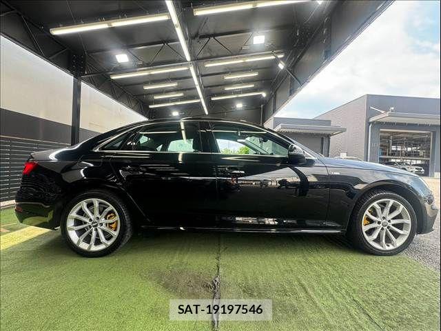 Audi A4 2019-08 8334894-15