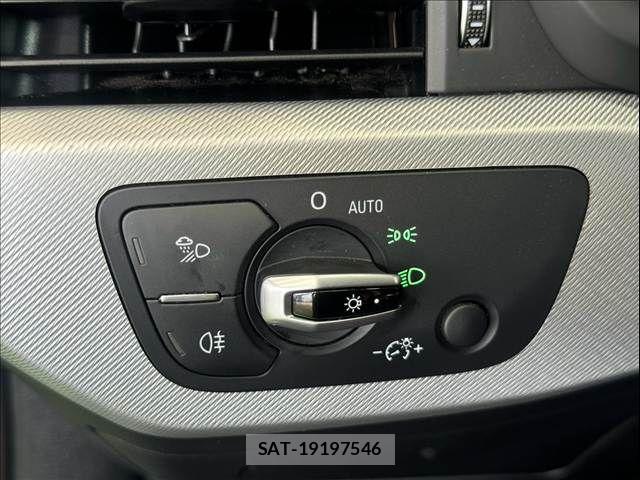 Audi A4 2019-08 8334894-5