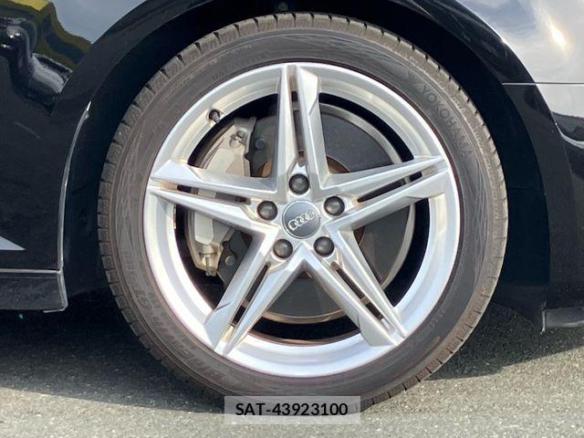 Audi A4 2019-11 8334896-7