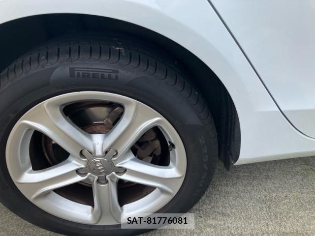 Audi A4 2014-02 8364804-9
