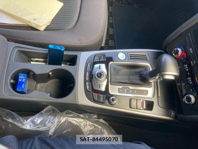 Audi A4 2013-03 8371444-17