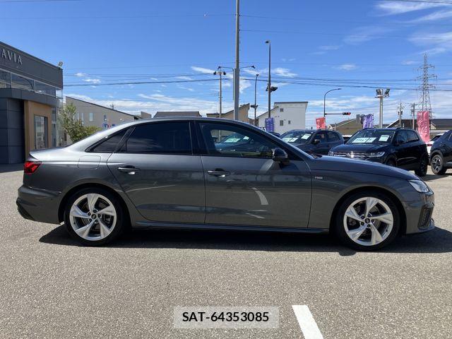 Audi A4 2022-12 8411264-5