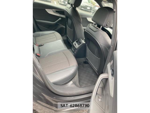 Audi A4 2019-09 8437767-9