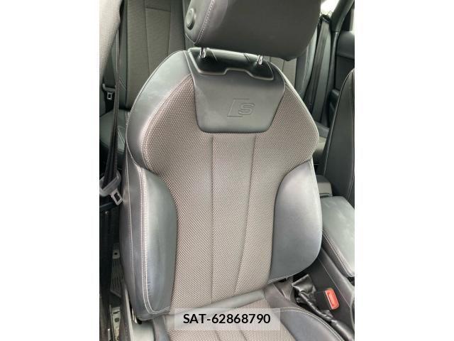 Audi A4 2019-09 8437767-13