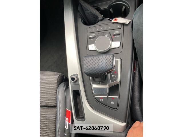 Audi A4 2019-09 8437767-23