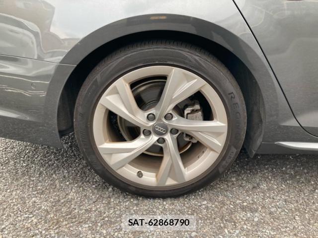 Audi A4 2019-09 8437767-5