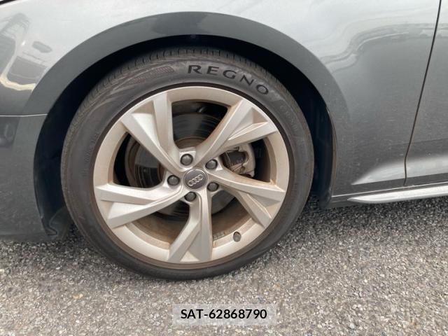 Audi A4 2019-09 8437767-7
