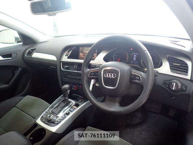 Audi A4 2009-08 8485042-1