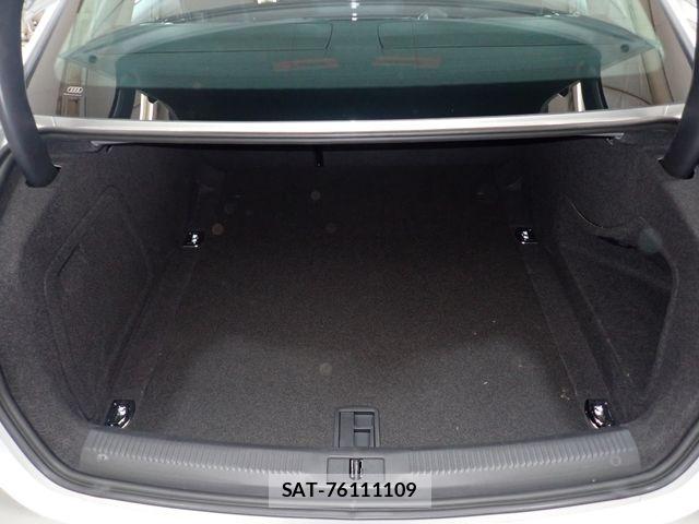 Audi A4 2009-08 8485042-23