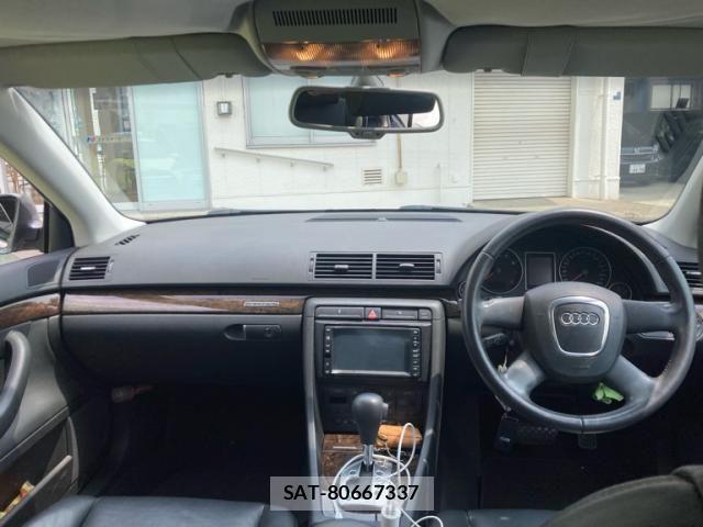 Audi A4 2007-11 8523606-2