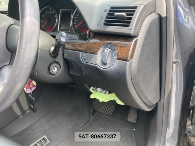 Audi A4 2007-11 8523606-5