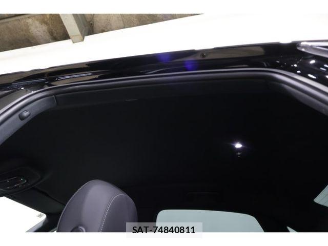 Audi A4 2021-10 8523604-6