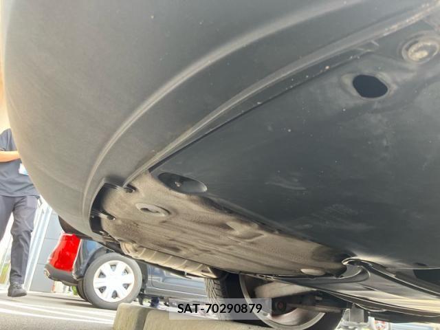 Audi A4 2010-02 8523607-11