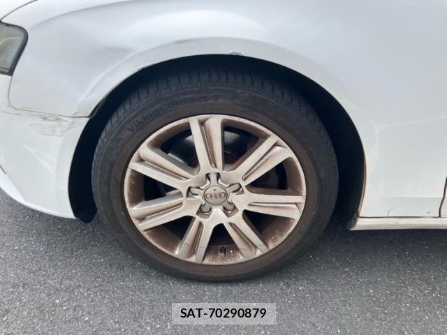 Audi A4 2010-02 8523607-4
