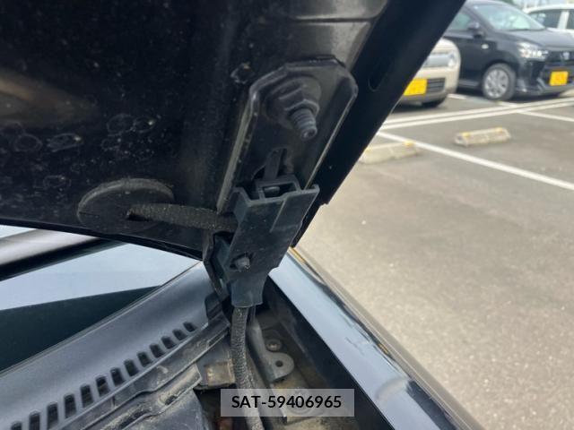 Audi A4 2008-03 8523608-12