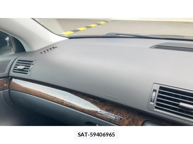 Audi A4 2008-03 8523608-24