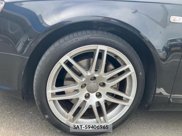 Audi A4 2008-03 8523608-3