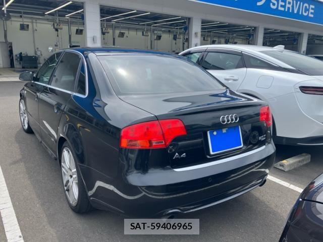 Audi A4 2008-03 8523608-5