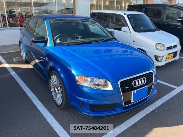 Audi A4 2007-03 8523603-1