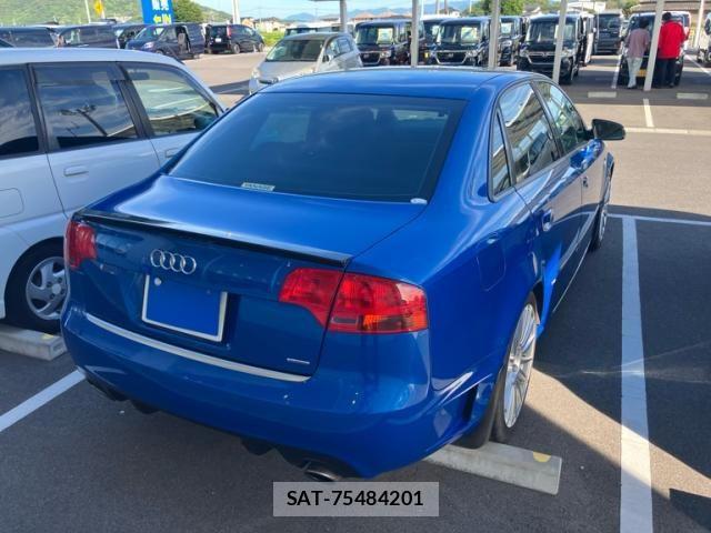 Audi A4 2007-03 8523603-5