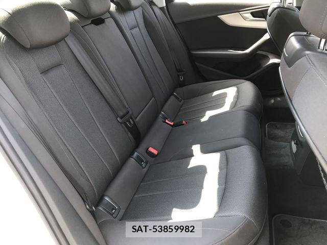 Audi A4 2016-03 8561189-14