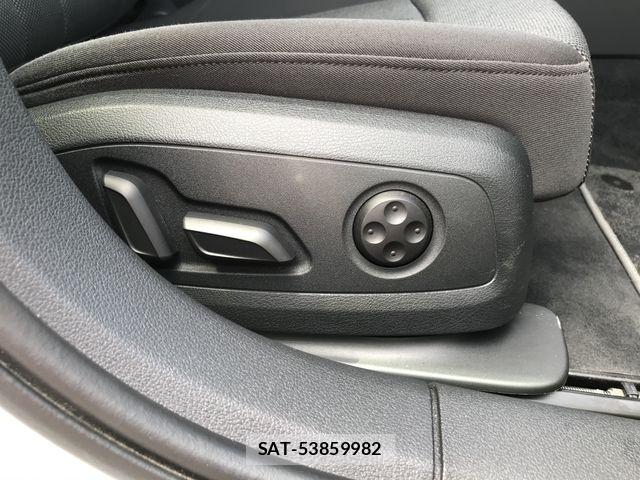Audi A4 2016-03 8561189-23