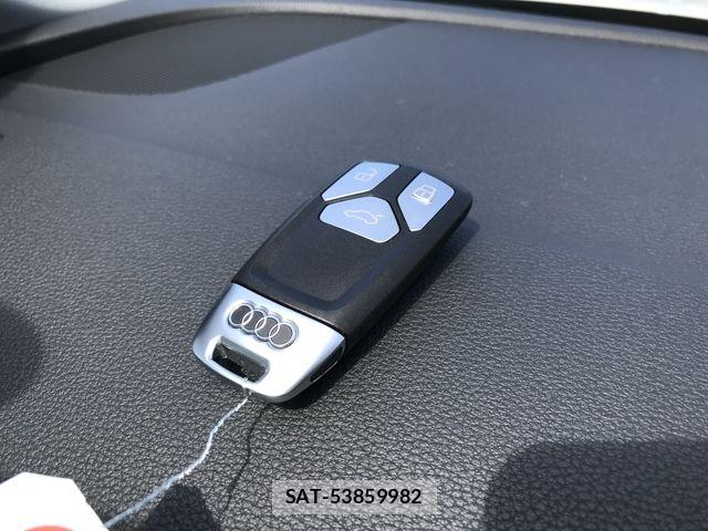Audi A4 2016-03 8561189-25