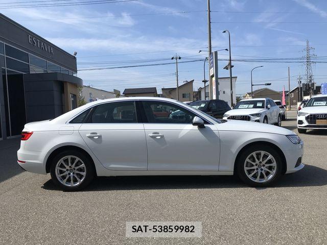 Audi A4 2016-03 8561189-5