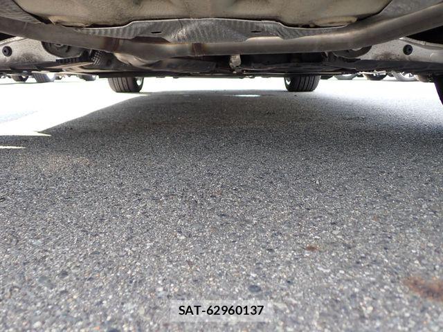 Audi A4 2017-09 8561184-13