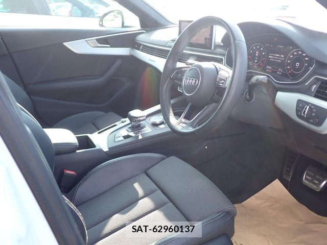 Audi A4 2017-09 8561184-1