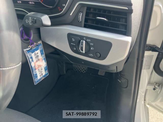 Audi A4 2019-10 8561187-13