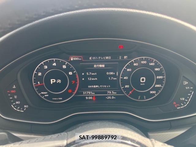 Audi A4 2019-10 8561187-16