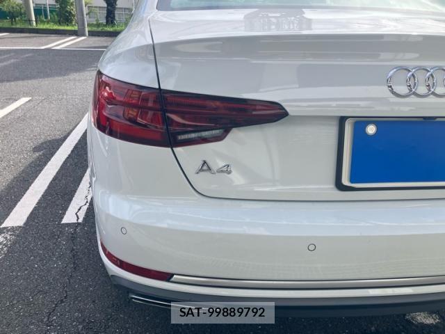 Audi A4 2019-10 8561187-5
