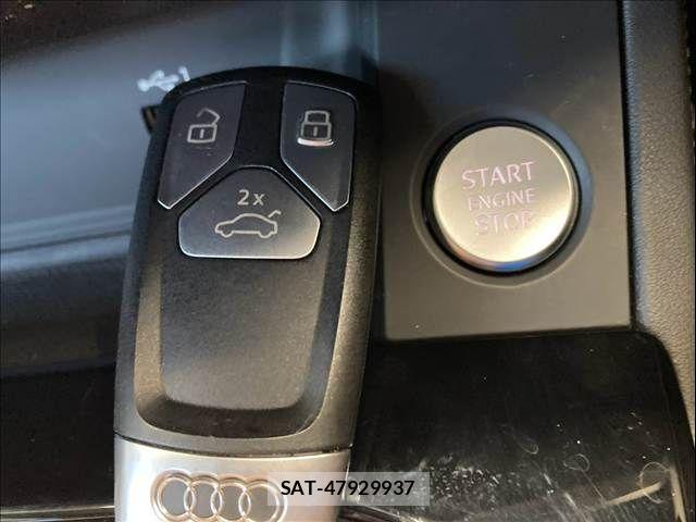 Audi A4 2023-06 8625851-8