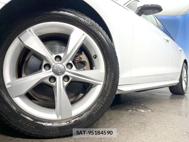 Audi A4 2021-03 8740563-14