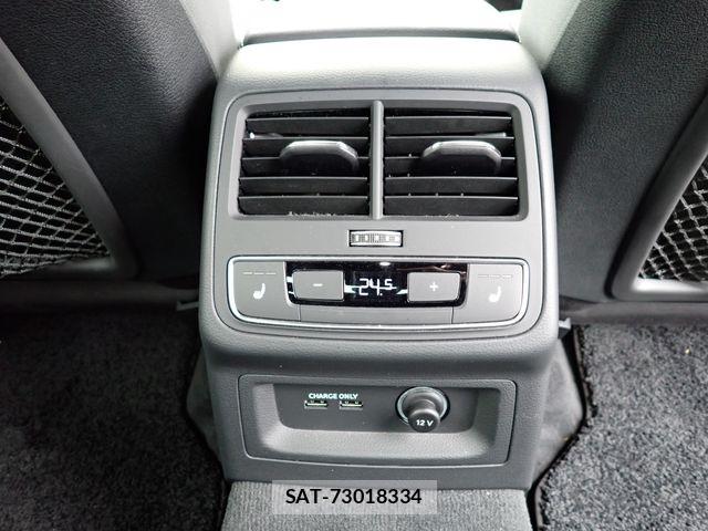 Audi A4 2021-12 8740562-23