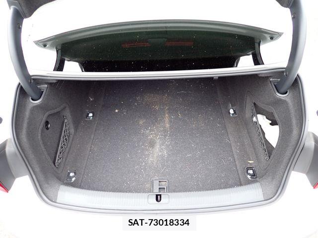 Audi A4 2021-12 8740562-25