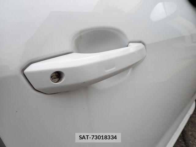 Audi A4 2021-12 8740562-8