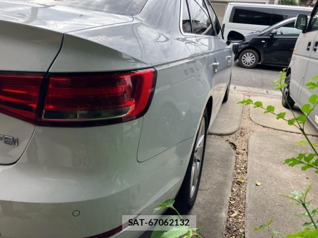 Audi A4 2017-09 8740564-4