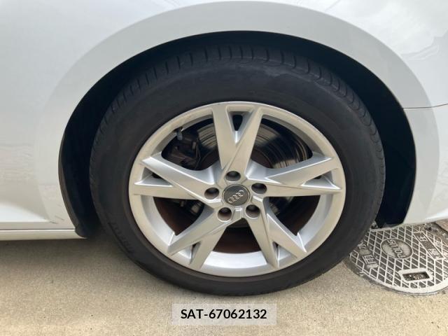 Audi A4 2017-09 8740564-7
