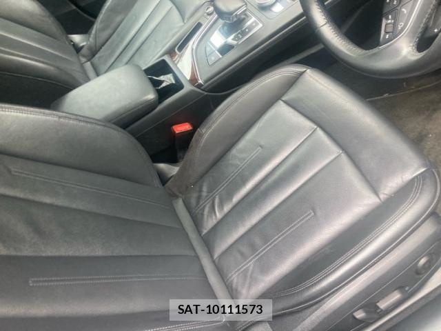 Audi A4 2016-06 8779536-13