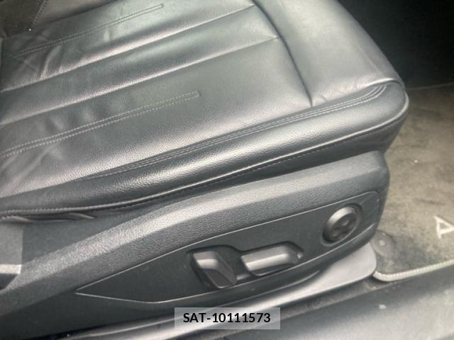 Audi A4 2016-06 8779536-14