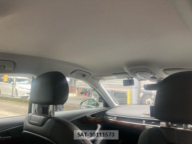 Audi A4 2016-06 8779536-17