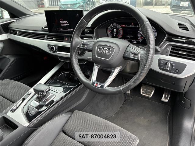 Audi A4 2021-03 8779535-9