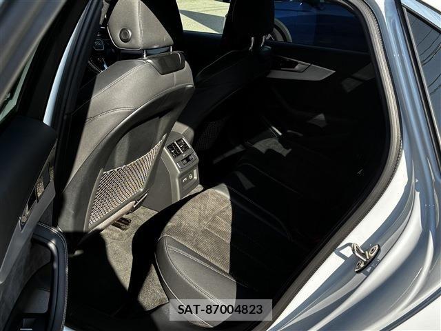 Audi A4 2021-03 8779535-15