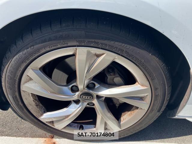 Audi A4 2022-01 8795294-9