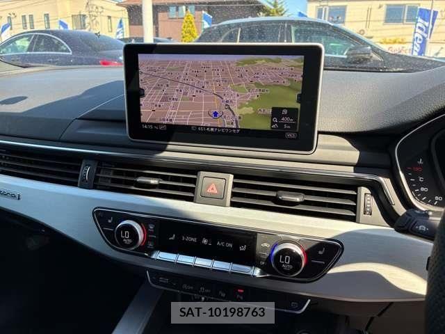 Audi A4 2018-07 8827900-20