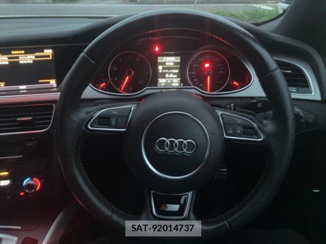 Audi A4 2013-12 8848266-21