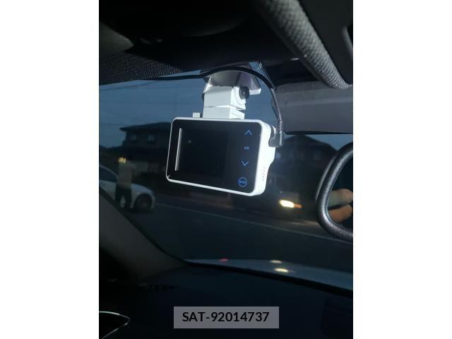 Audi A4 2013-12 8848266-26